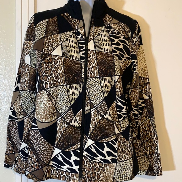 Susan Graver Jackets & Blazers - Susan Graver Weekend Animal Print Zipped Down Jacket, S